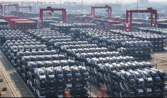 Mỹ cảnh báo sẽ 'động thủ' nếu Trung Quốc ồ ạt phá giá, xả hàng ra toàn cầu