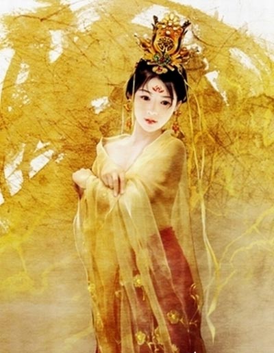 'Ân ái' với hàng trăm đàn ông vẫn như trinh nữ