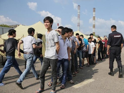 Nga cải thiện điều kiện sống ở trại tạm giữ người Việt