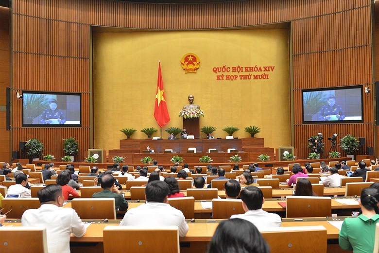 Năm 2021 xem xét mở lại các đường bay thương mại quốc tế phù hợp