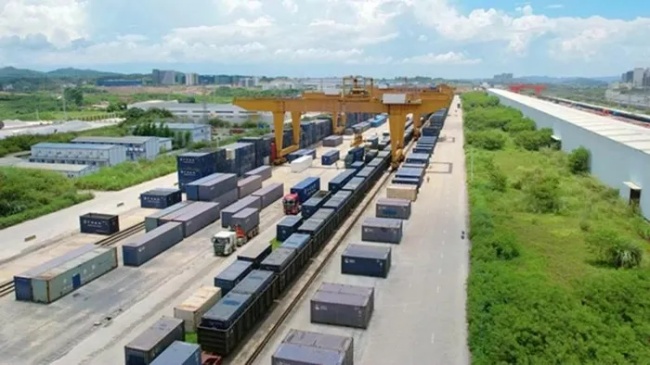 Sáu tháng đầu năm 2024 vận chuyển container hàng hóa Trung-Việt tăng 1.565%