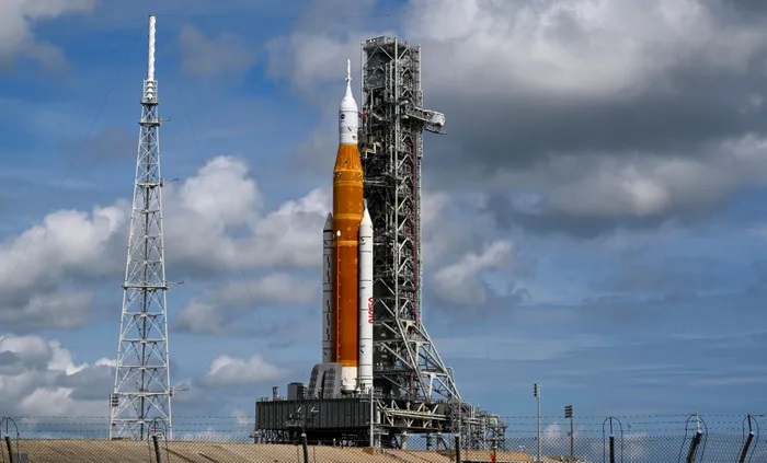 Lý do NASA phải hủy phóng tên lửa mạnh nhất vào phút chót