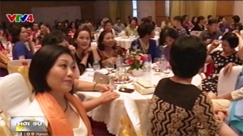 Cuộc hội ngộ của thày và trò Khoa Nga, ĐHQG Hà Nội sau 30 năm