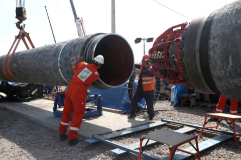 Cảnh báo lạnh lùng khi Nord Stream 2 vẫn chờ chứng nhận