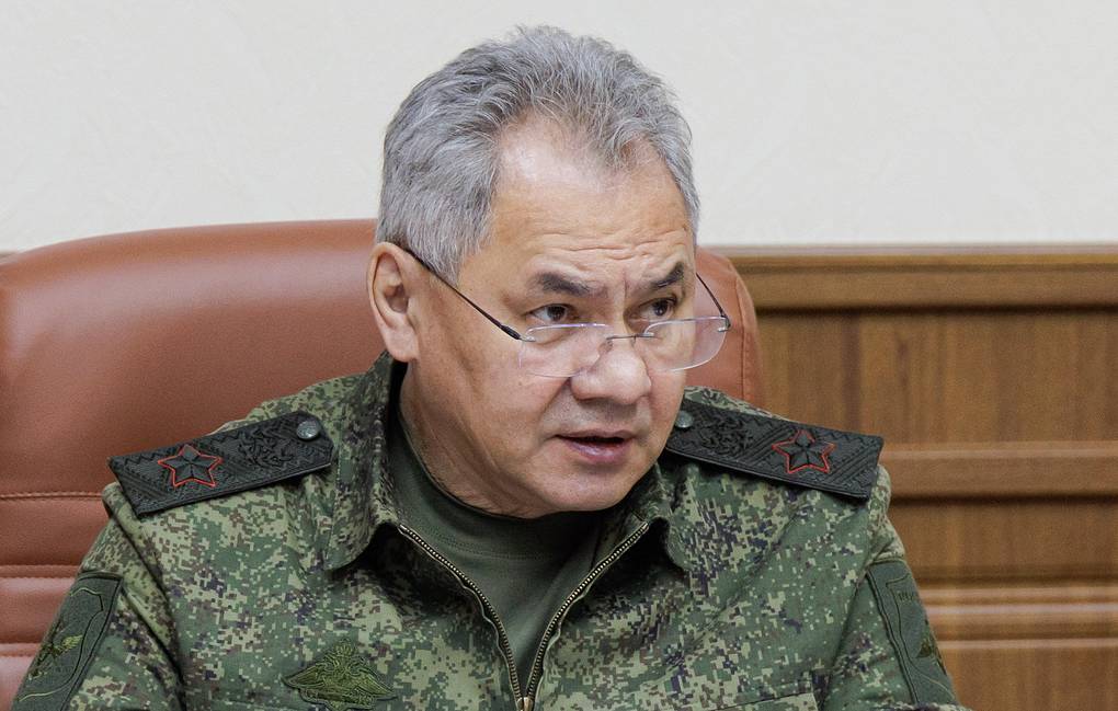 Nhóm Wagner siết chặt bao vây Bakhmut; Bộ trưởng Quốc phòng Nga thị sát chiến trường Donetsk