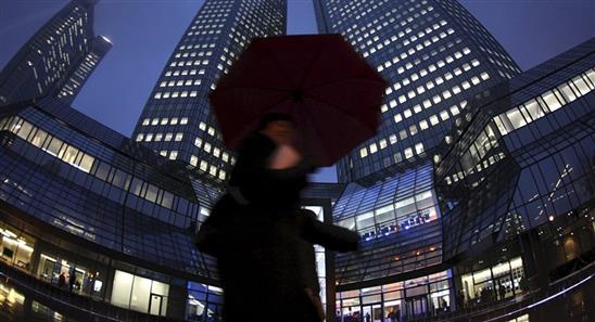 Đức không ngừng 