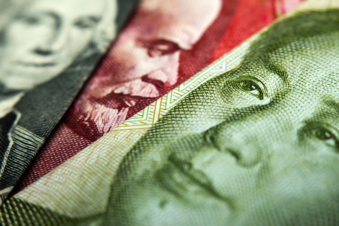 Nga nỗ lực thoát đồng USD