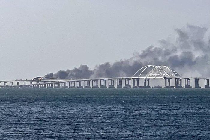 Nga dùng khói... bảo vệ Crimea