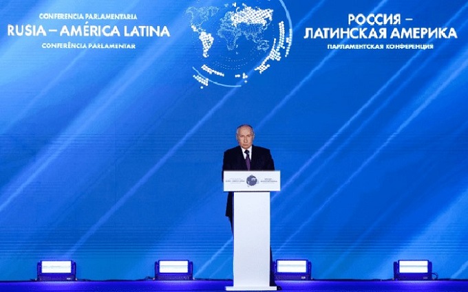 Nga và Mỹ Latinh đứng vững trước thách thức