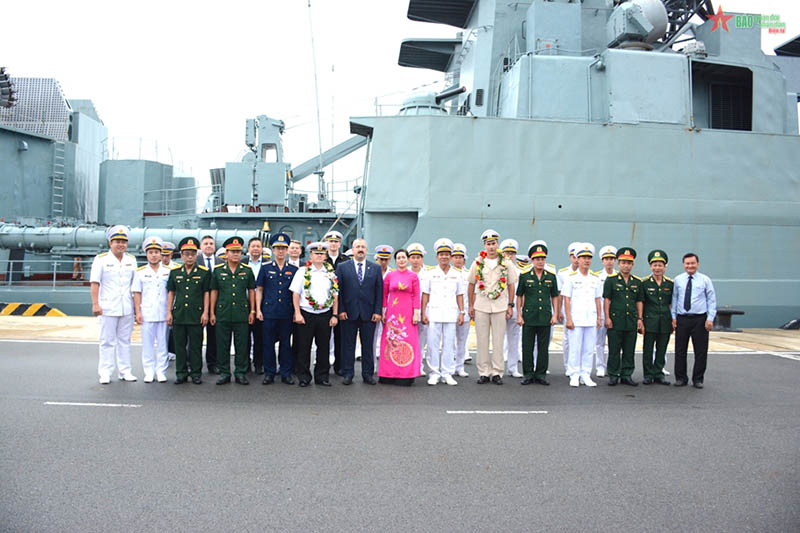 Đội tàu thuộc Hạm đội Thái Bình Dương, Hải quân Liên bang Nga thăm tỉnh Khánh Hòa