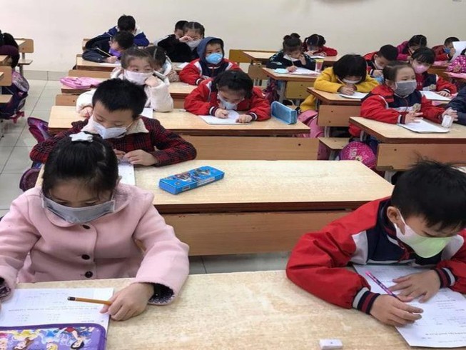 Sau TP.HCM, Hà Nội quyết định cho học sinh nghỉ học đến 9-2