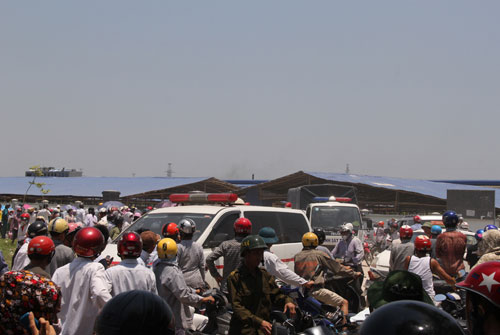 Hàng trăm công nhân công ty Đài Loan - Trung Quốc nhập viện