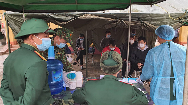 Người phụ nữ trốn khỏi nơi cách ly vì... 'em còn một đống hàng'