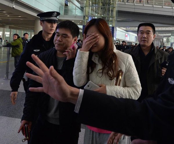 Có hành khách là người Duy Ngô Nhĩ trên máy bay bị rơi?