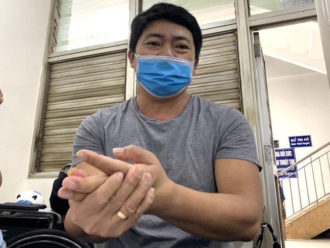 Bệnh nhân 48 tuổi bị đột quỵ: '1 tháng tôi nhậu hết 28 ngày'