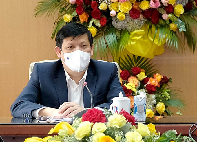 Vắc xin COVID-19: Bộ Y tế chuẩn bị kế hoạch triển khai chiến dịch tiêm chủng lớn nhất tại Việt Nam