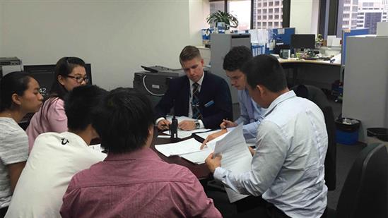 Cô gái lừa hàng trăm du học sinh Việt ở Úc bị bắt