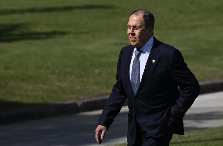 Ngoại trưởng Nga Lavrov đến thăm Trung Quốc