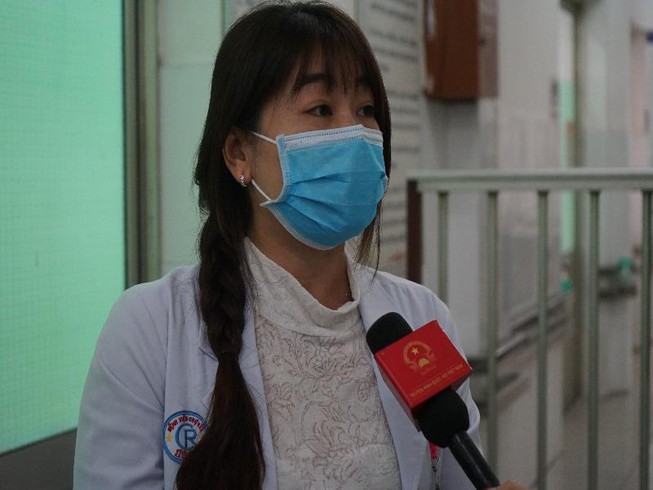 Nữ bác sĩ 2 năm không ăn Tết để đi chống dịch COVID-19