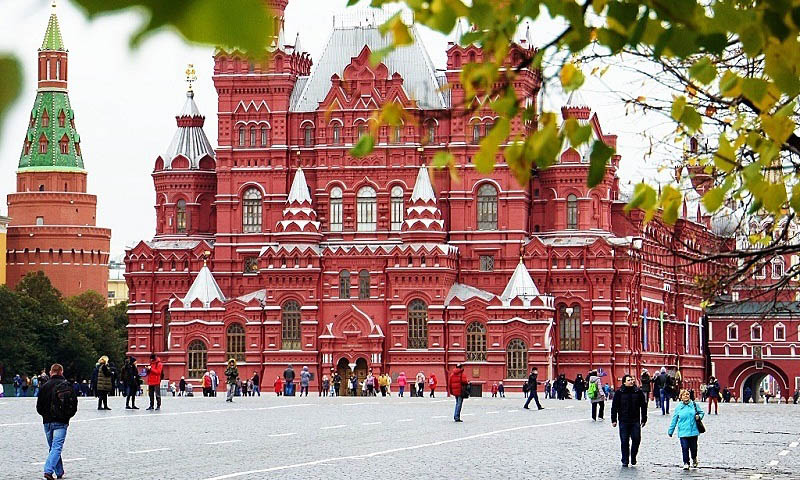 Nước Nga trở lại làm việc sau kỳ nghỉ giãn cách, số ca nhiễm mới vẫn ở mức cao