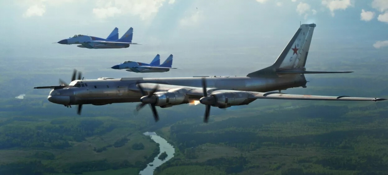 9 oanh tạc cơ Tu-95MS của Nga cất cánh, Ukraine báo động khẩn