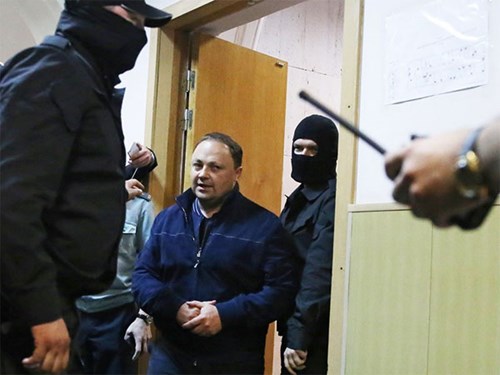 Vết trượt của Thị trưởng Vladivostok - Thượng nghị sĩ trẻ nhất nước Nga