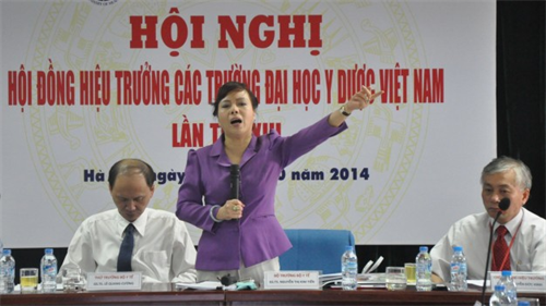 Dùng môn văn xét tuyển ngành y?