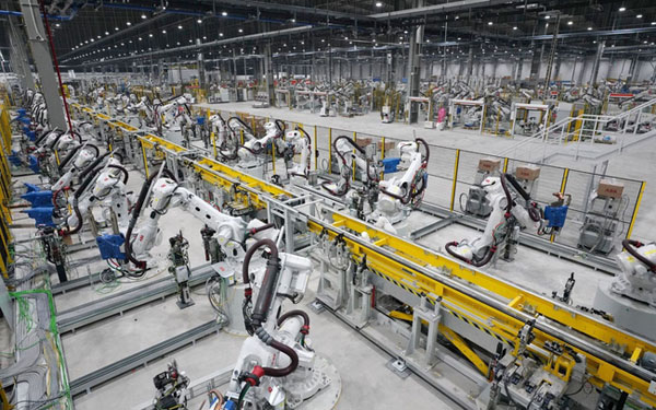 Vingroup chấp nhận thay đổi triển vọng xếp hạng tín nhiệm trong ngắn hạn để đầu tư cho sản xuất ô tô