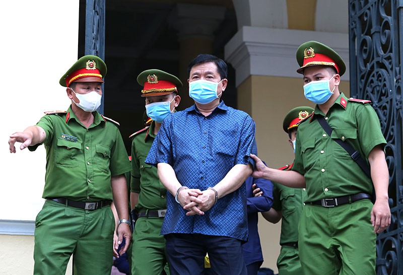 Ông Đinh La Thăng đổ tội cho ông Nguyễn Hồng Trường