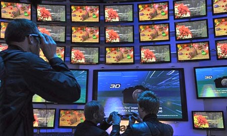 7 “đại gia” điện tử bị phạt gần 2 tỷ USD vì thao túng giá