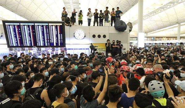 Người Hong Kong đổi chiến lược biểu tình, vì sao?