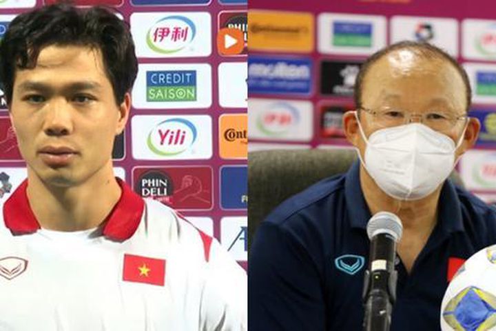 Công Phượng: ''Xin mọi người đừng chửi thầy Park nữa, thầy đã làm hết sức rồi''