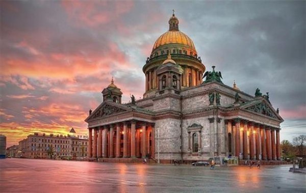 Khám phá các thành phố chủ nhà Euro 2020: St. Petersburg, Nga