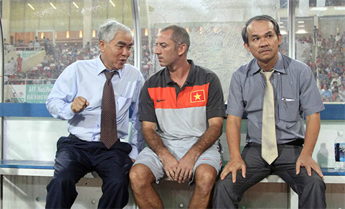 Ông Đoàn Nguyên Đức, Phó Chủ tịch VFF: 'Cầu thủ dính tiêu cực đừng hòng quay lại với bóng đá'