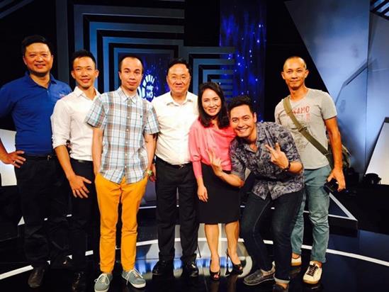 Dư luận phản ứng với chương trình trò chuyện MC Phan Anh