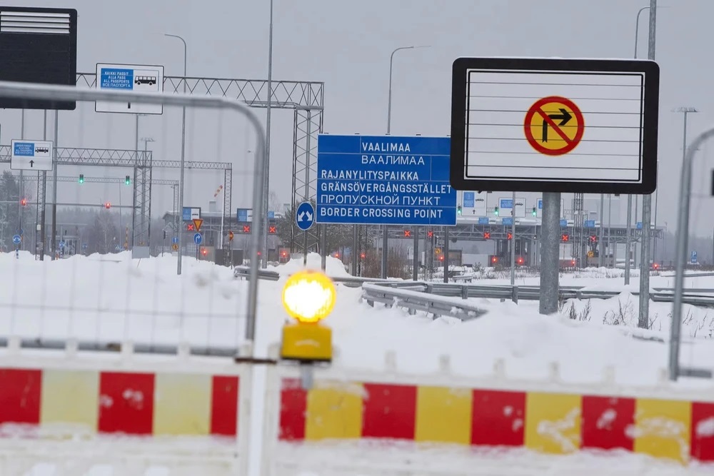 Phần Lan mở lại 2 cửa khẩu với Nga