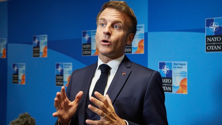 Tổng thống Pháp Macron hé lộ nội dung cuộc điện đàm với ông Putin sau gần 3 năm