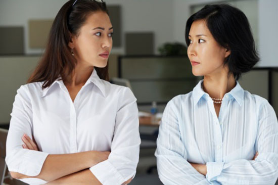 Phát hoảng vì mẹ chồng nằng nặc ra Hà Nội ăn Tết cùng