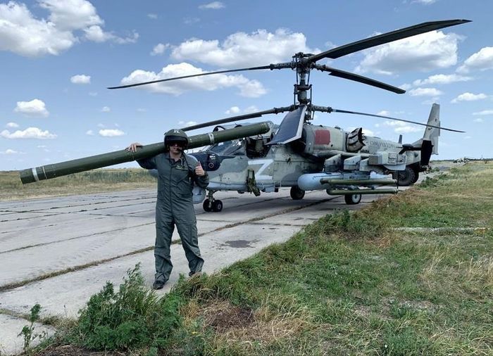 Ka-52 diệt 5 xe tăng thiết giáp trong 10 phút