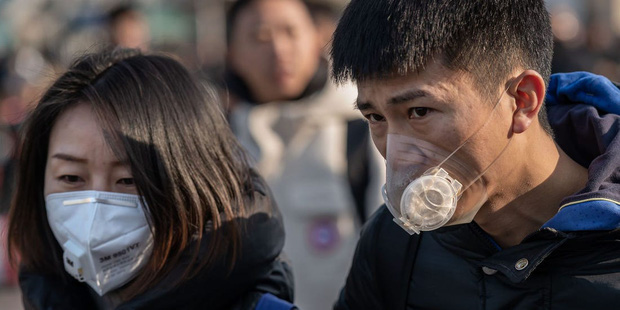 Tăng giá khẩu trang gấp 6 lần khi virus corona hoành hành, hiệu thuốc bị phạt hơn 10 tỷ đồng