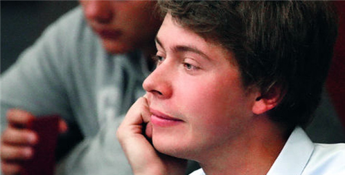 Người con trai bình dị của Thủ tướng Nga Medvedev