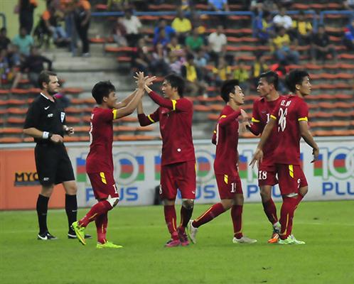 Công Phượng rực sáng, U23 Việt Nam ngược dòng hạ Malaysia