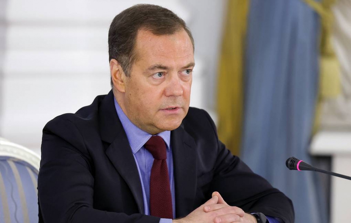 Ông Medvedev cảnh báo phương Tây