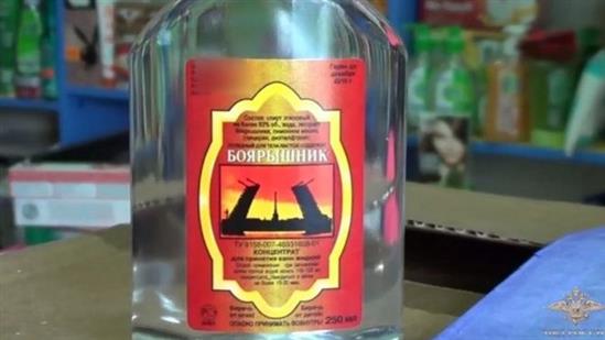 Tổng thống Nga ra lệnh kiểm soát việc bán hóa chất thay thế cồn