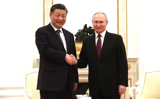 Ông Putin nói về việc phương Tây tuyên bố gửi đạn dược cho Ukraine khi Nga - Trung đàm phán