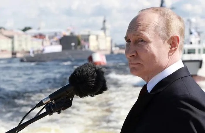 Tổng thống Putin gửi thông điệp đặc biệt cho lãnh tụ tối cao Iran?