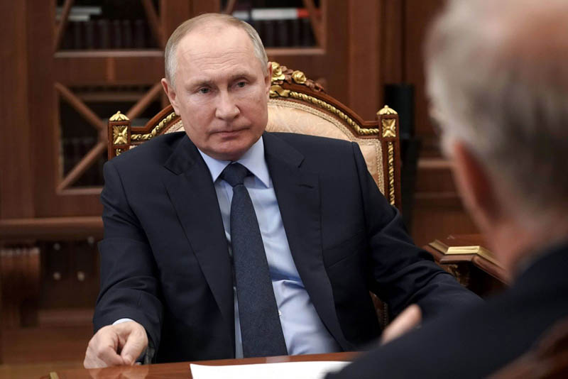 Tổng thống Putin sẵn sàng làm tình nguyện viên thử vaccine COVID-19 mới