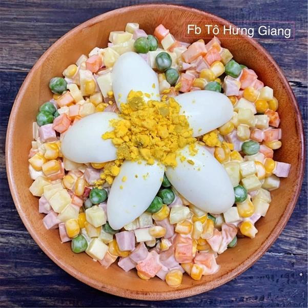 Làm salad Nga với nước sốt béo ngậy chuẩn vị, ai ăn cũng phải xuýt xoa