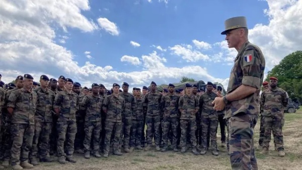 NATO lo ngại về khả năng Pháp rút khỏi liên minh