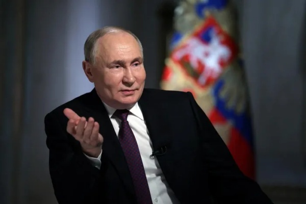 Điểm loạt món quà động vật đặc biệt của Tổng thống Nga Putin